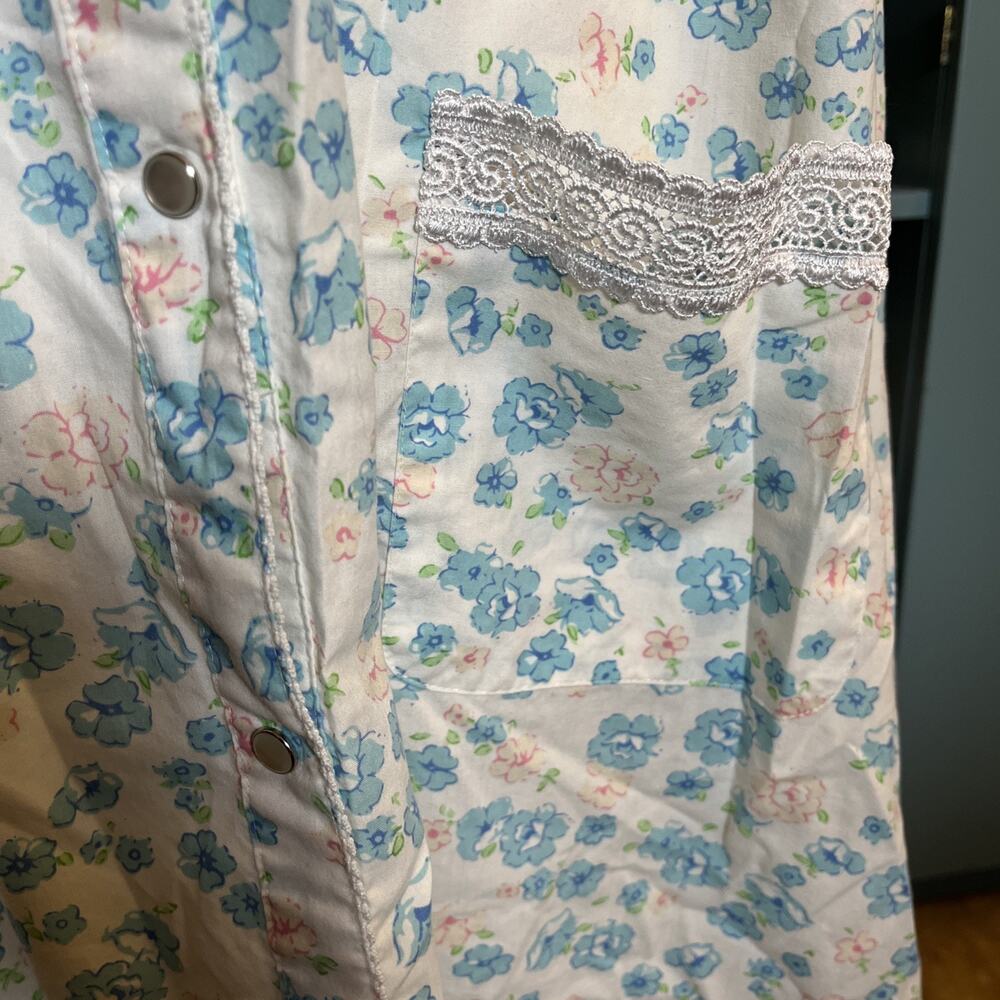 Blue Floral Pearl Snap Robe House Coat Women’s 2XL With Pockets Grannycore Cozy - Picture 3 of 10